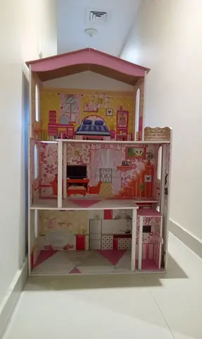 Dollhouse for sale
