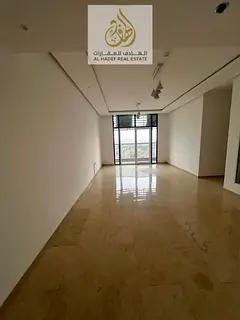 Three-room apartment with a hall, annual rent, sea view