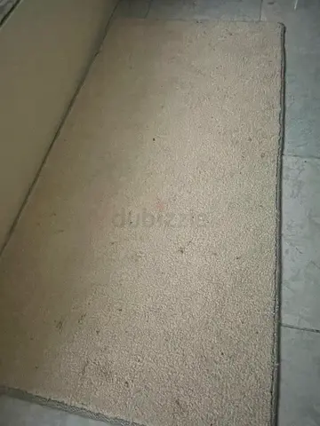 Carpet/ mat for 10 dirham