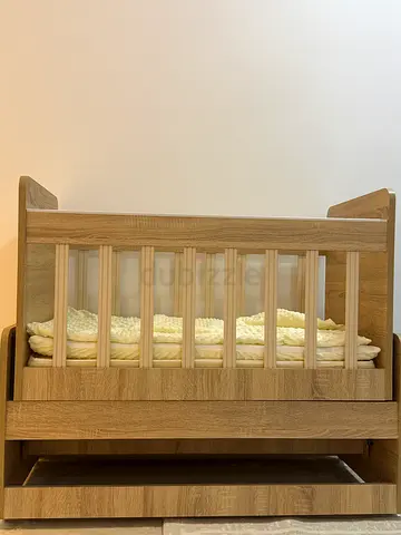 Beautiful Wooden Crib for Your Little One
