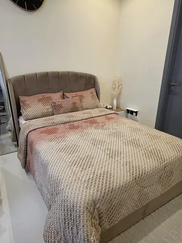 Bed with 4 storage boxes