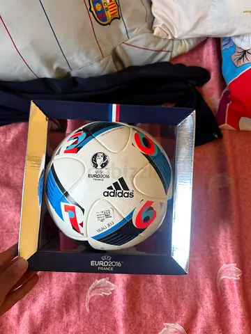 كورة قدم Euro 2016 official match ball كورة قدم اصليه