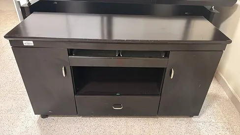 Functional office desks for Sale