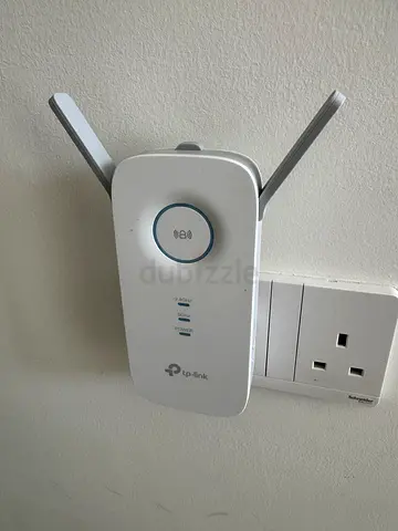 TP link AC1750 WiFi extenders
