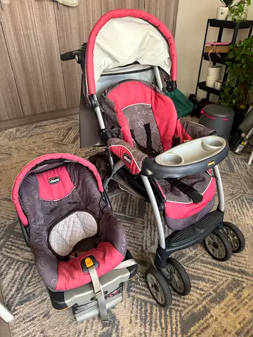 Chicco KeyFit Stroller  Car Seat Combo - Pink  Grey