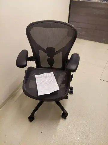 Stock Piece Remastered Herman Miller Aeron Chair Graphite Fully Adjustable Size C