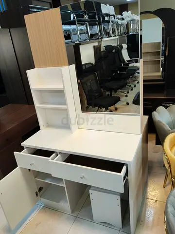 Elegant White Dresser with Mirror and Storage