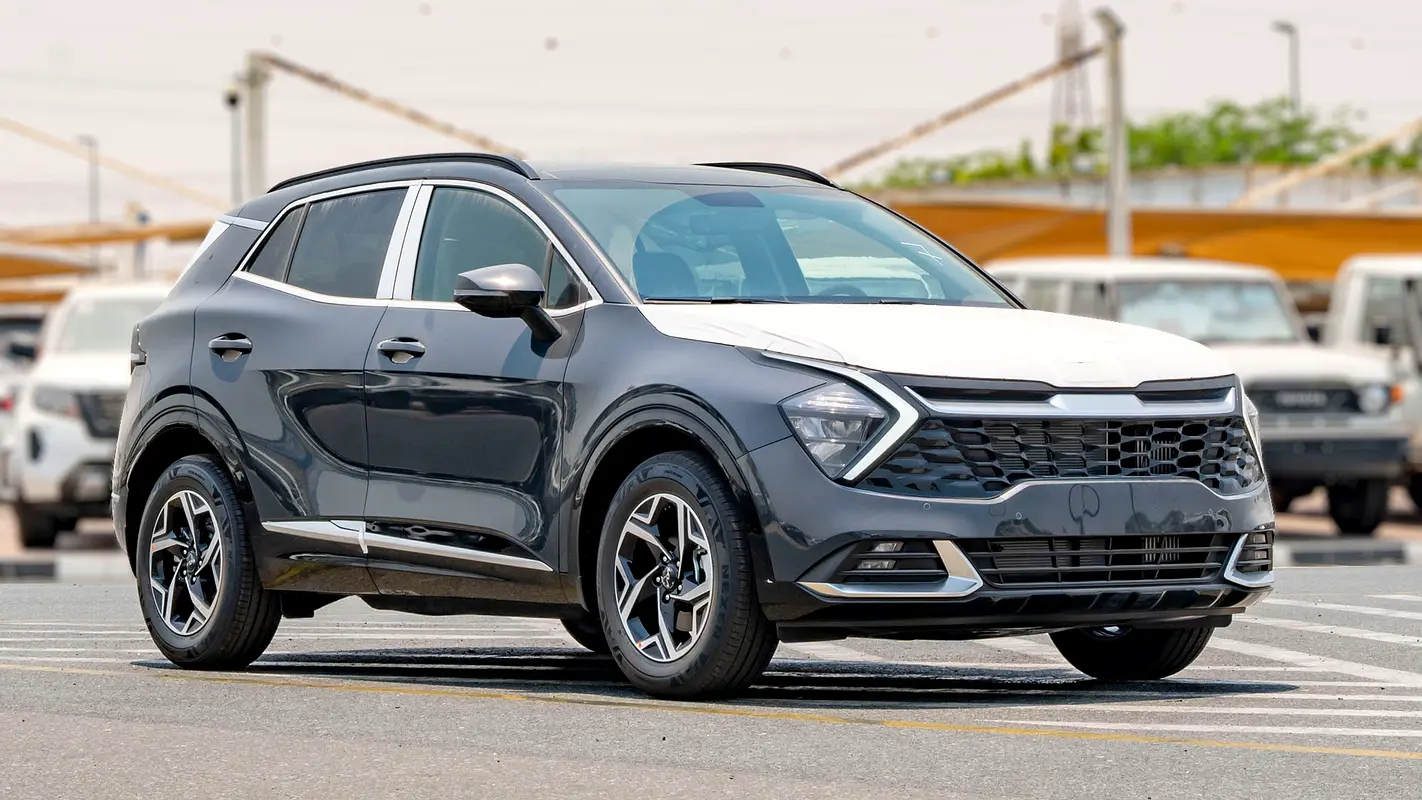 Kia Sportage 2025 — photo 1 of 17