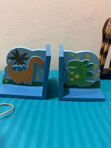 Cute Dinosaur Bookends for Your Childs Room, jungle decor