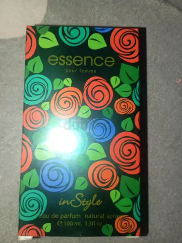 Essence Pour Femme Eau de Parfum - 100ml
