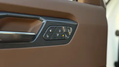 صورة 19 لـ 2024 KIA EV9