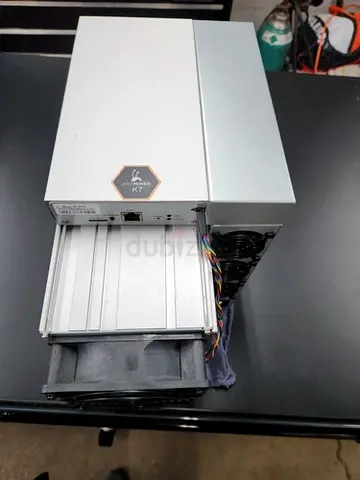 Used Antminer K7 63.5Th CKB Miner