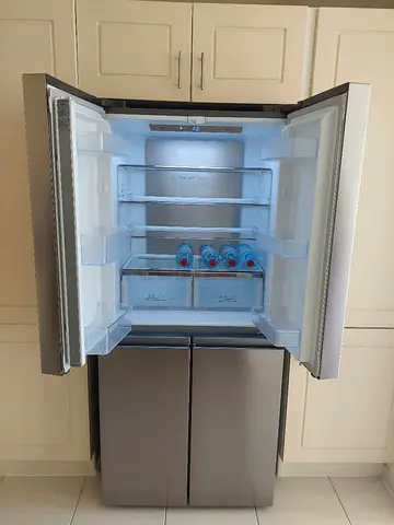 Hisense French Door Bottom freezer Refrigerator