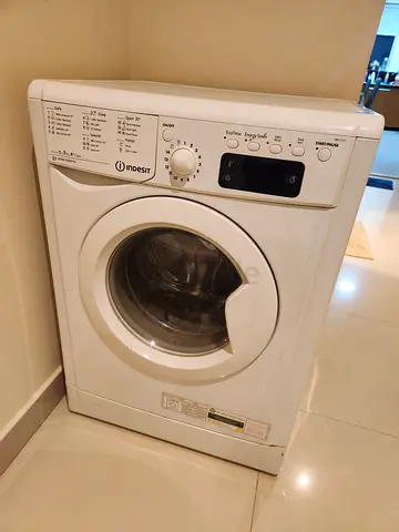 Reliable inDeSIT Front-Loading Washing Machine for Sale