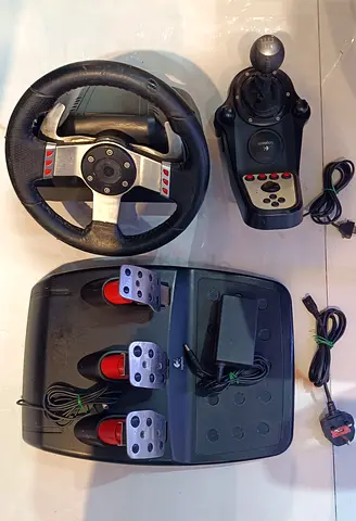 G27 Racing Wheel with Pedals for an Immersive Gaming Experience