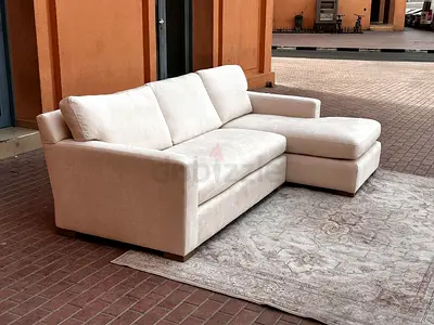 Comfortable Sectional Sofa in Cream Color