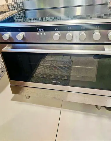 Siemens 5 Zone Electric Ceramic Cooker – 90x60 cm – Latest Version – Italian Engineering
