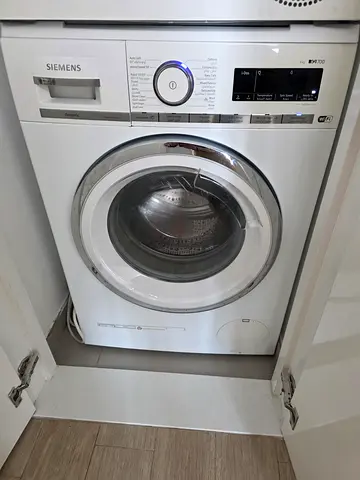 Siemens iQ700 New model washing machine WiFi Connected