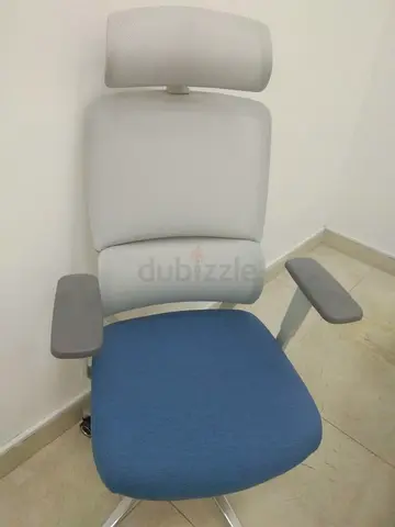 Brand New Comfortable Ergonomic Office Chair and Desk Drawers