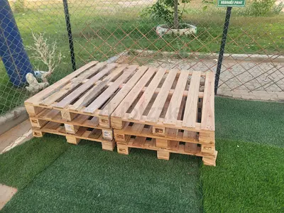 Wood pallet sale