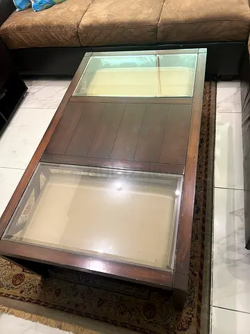 Wood table with 2 stools