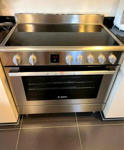 Bosch Latest model Electric ceramic cooker 90cm For Sale