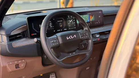 صورة 16 لـ 2024 KIA EV9