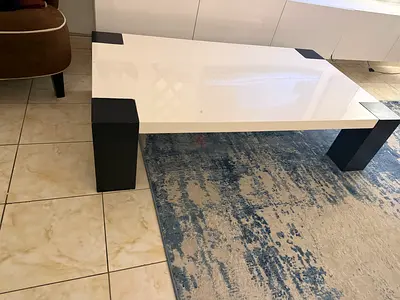 Coffee table and side table