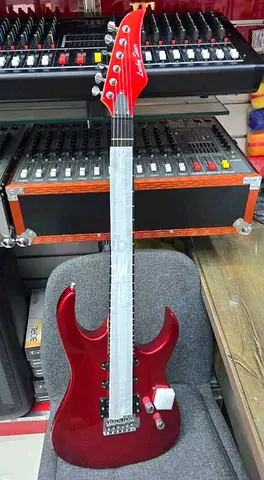 Electric Guitar 24 Frets - Brand New