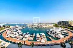 Prestigious and Stylish Apartment with Marina View
