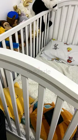 Baby bed with mattress