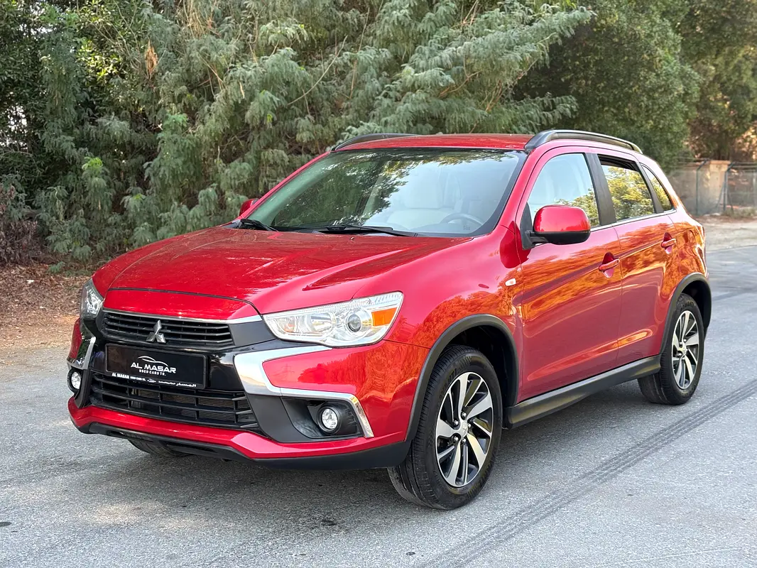 Mitsubishi ASX 2017 — photo 1 of 13