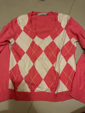 Stylish Pink Argyle Sweater for Women
