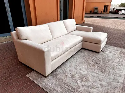 Comfortable Sectional Sofa in Cream Color