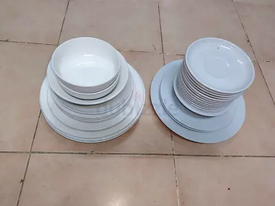 Ceramic plates and bowls