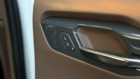صورة 12 لـ 2024 KIA EV9