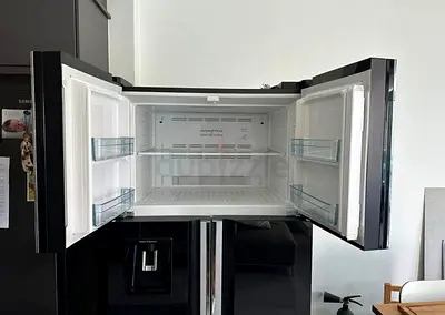 Hitachi 4 doors Refrigerator with digital display and water dispenser