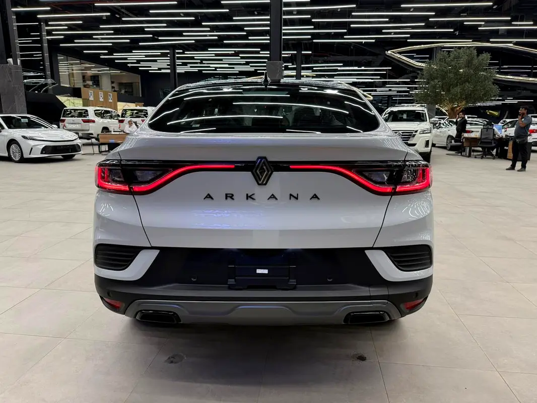 رينو أركانا 2025