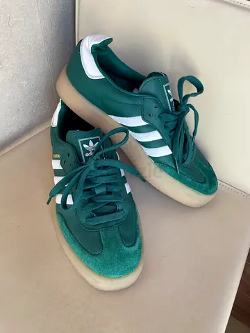 Stylish Green Adidas Sneakers in Great Condition