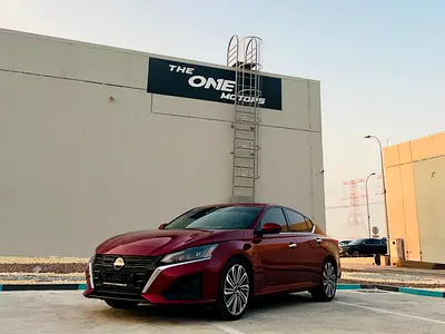 NISSAN ALTEMA SL 2024 RED GCC Under Warranty