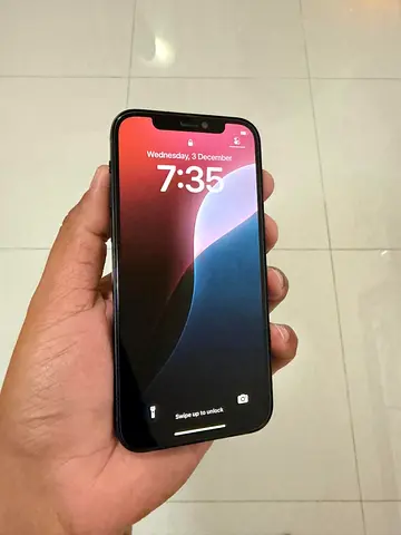 Apple iPhone 12 - Excellent Condition