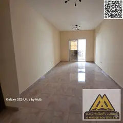 Balcony with open view | Excellent location close to all services | Very spacious | Apartment on Uni