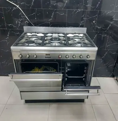 Smeg Full-Size 90cm Gas/Electric Stove – Perfect Working Condition
