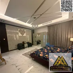 5 very spacious master bedrooms | 7 bathrooms | Maid's room | Large living room