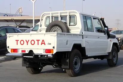 2025 Toyota LAND CRUISER 70 SERIES 照片 4