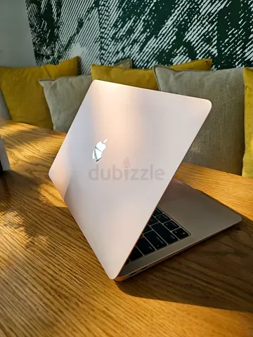 Rose Gold MacBook Air - Light usage