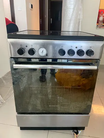 Used Electric Cooktop in Good Condition