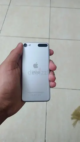 Apple iPod Touch - Great Condition, Perfect for Music Lovers!