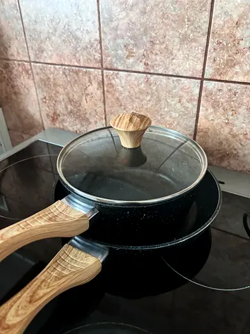 Quality Cookware Set with Lid