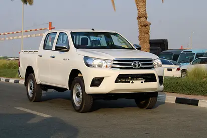 LHD - TOYOTA HILUX 2.4L DIESEL 4WD DOUBLE CAB BASIC - MANUAL